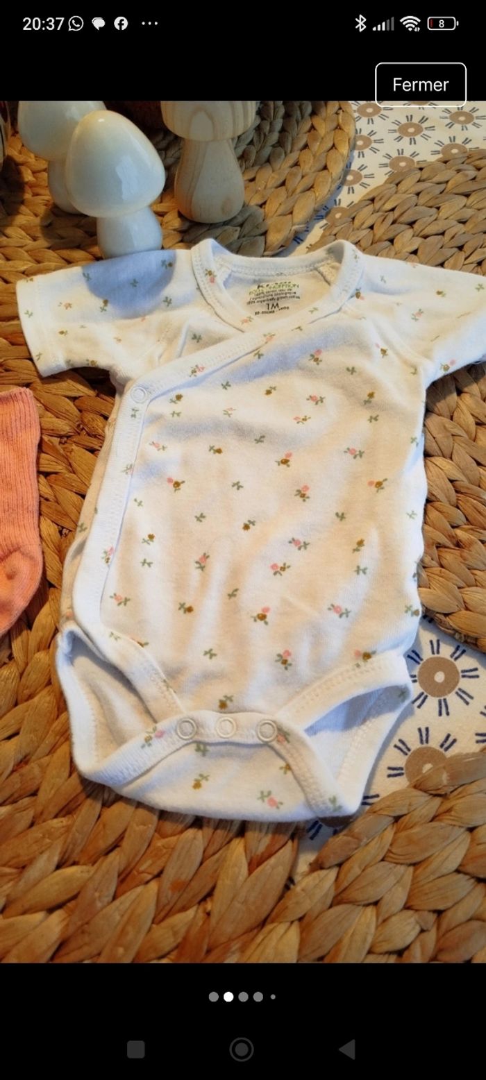 Body et chaussettes - photo numéro 2