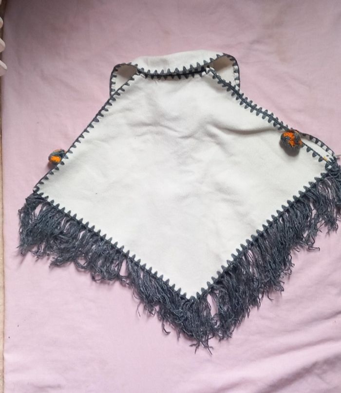Poncho - photo numéro 2