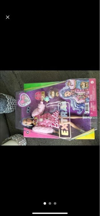 poupée barbie extra