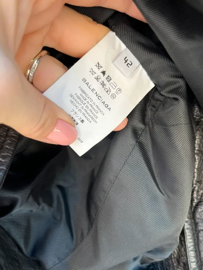 Veste en cuir Balenciaga - photo numéro 6