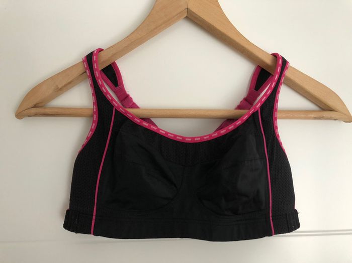 Brassière