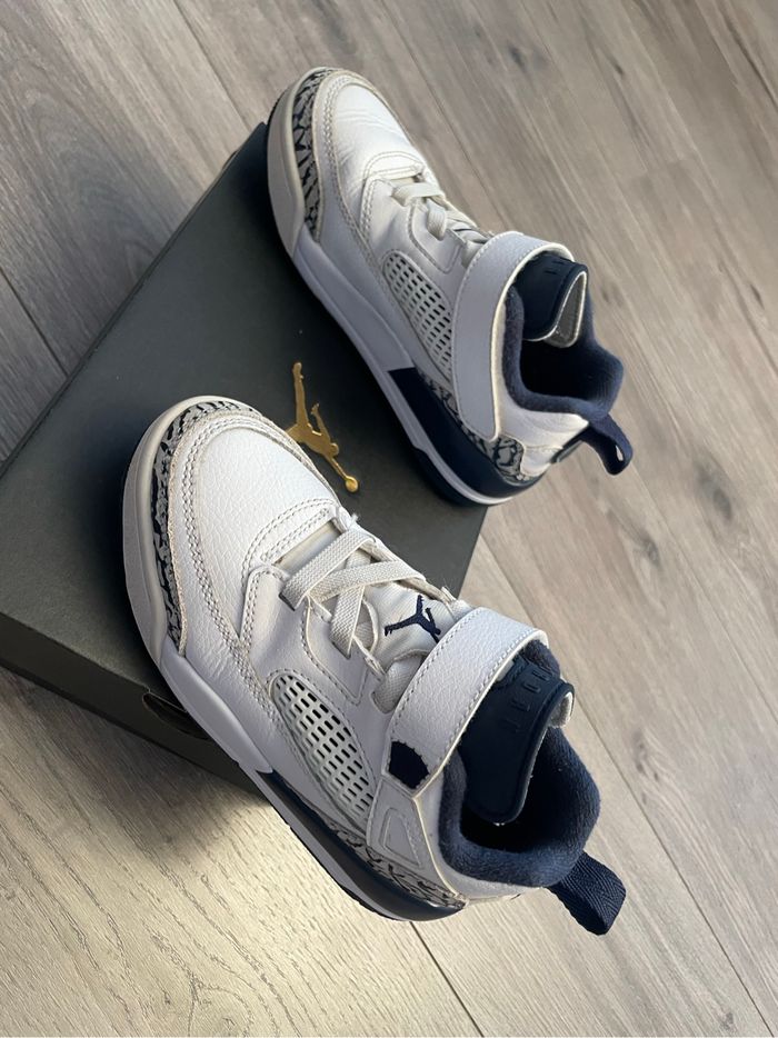 jordan spizike low taille 29,5 - photo numéro 4