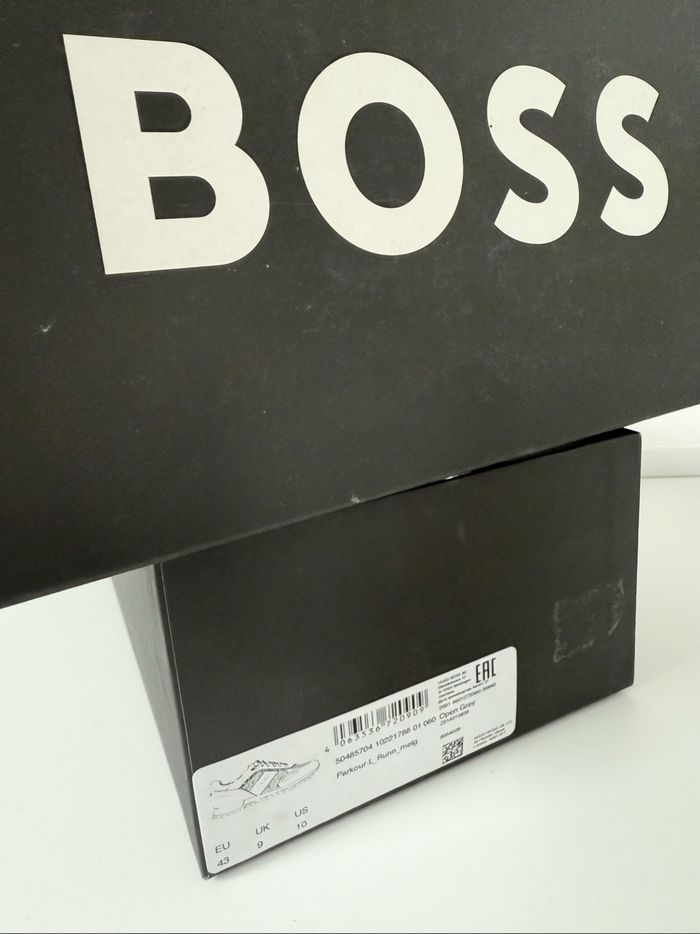 Baskets - Hugo boss - neuves - taille 43 - Gris &  Noir - photo numéro 9