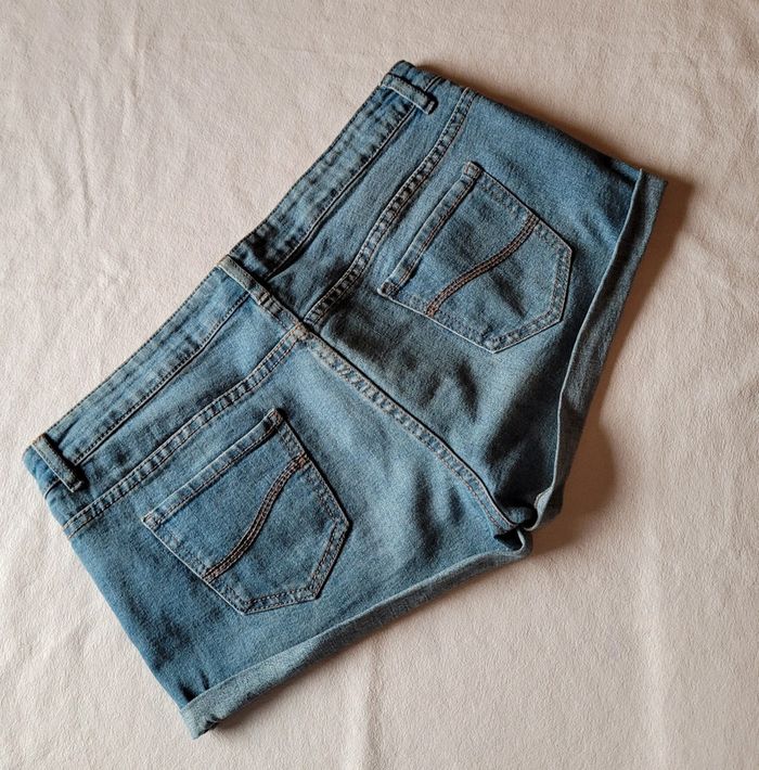 Short jeans femme - photo numéro 4