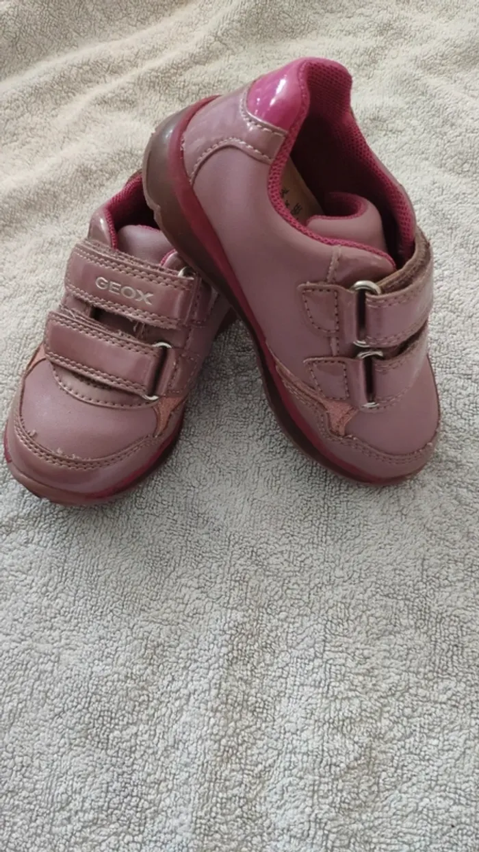 Chaussures Geox fille 23 lumières rose