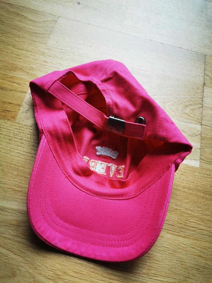 Casquette rose - photo numéro 2