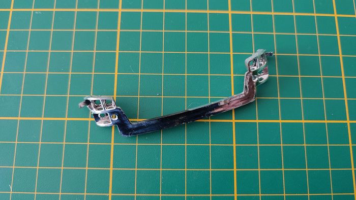 Support feux arrière pièce détachée miniature Dodge viper RT10 1/18 Burago #B03