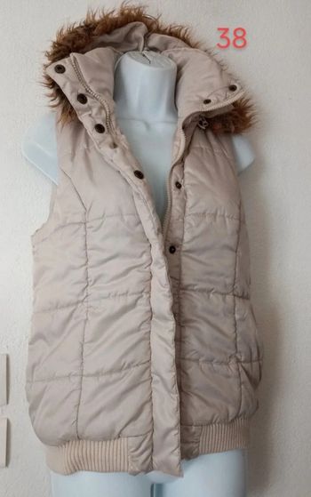 Doudoune capuche femme.38..