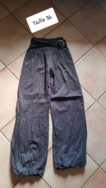Pantalon kiabi taille 36