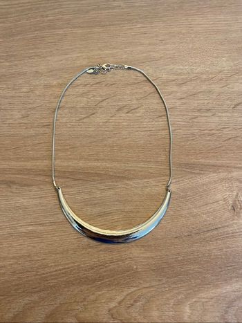 Collier doré Parfait état