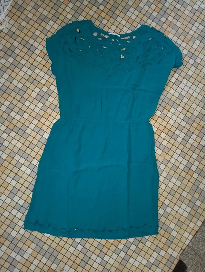 Robe femme doublé en bas taille 36 marque chattawak