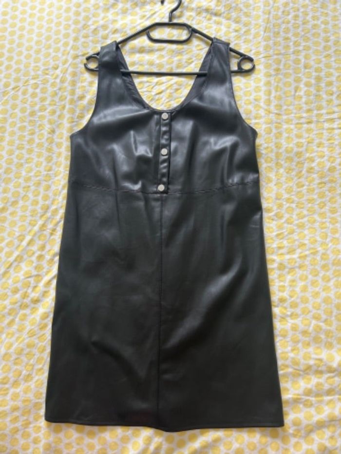 Robe noire