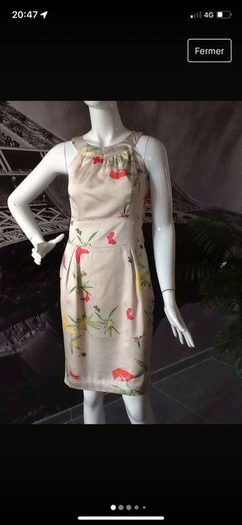 Robe fourreau épaules dégagées