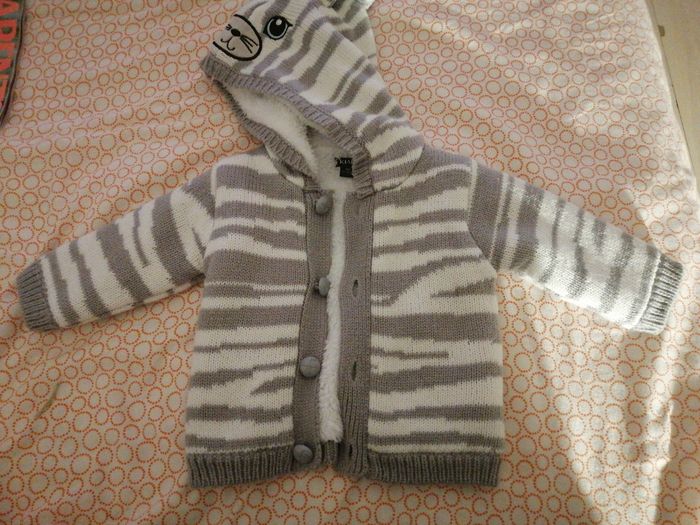 Gilet chaud à capuche Kiabi 3 mois