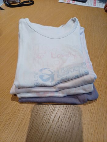 Lot 4 maillots de corps Absorba  6 ans