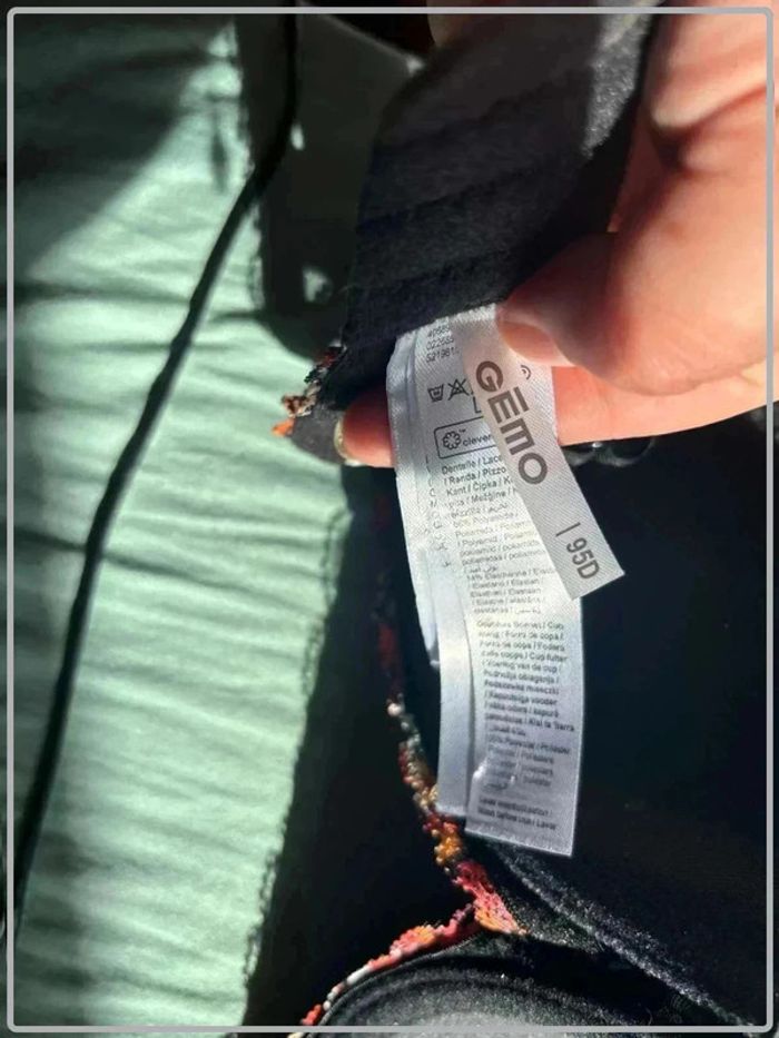 Magnifique soutient gorge colorée taille 95d marque gemo - photo numéro 5