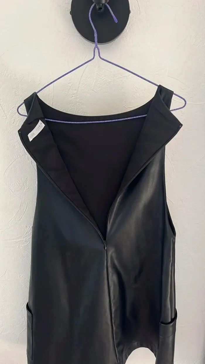 Robe Zara simili cuir fille - photo numéro 3