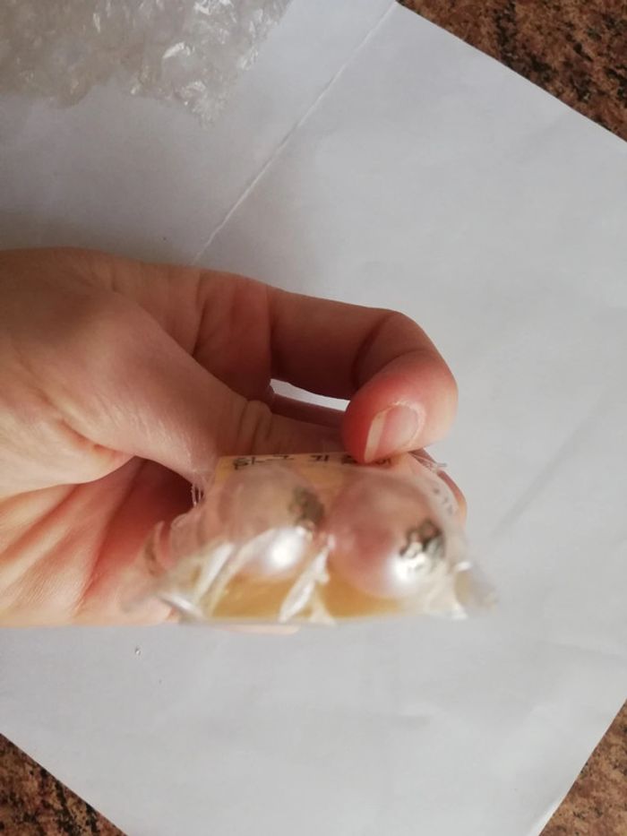 Très jolies b o neuves perles rose poudré - photo numéro 3