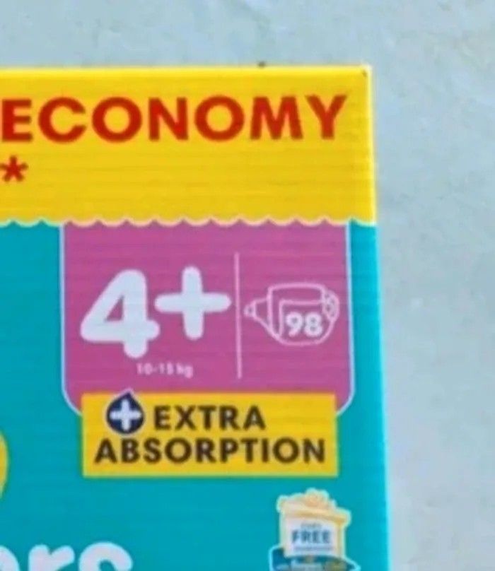 Pampers taille 4 + 2 pack 10/15kg - photo numéro 2