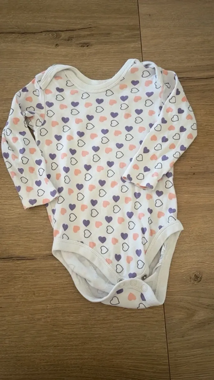 Lot fille 9 mois - photo numéro 10