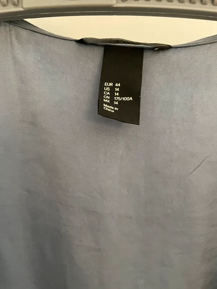 Robe grise sans manche - photo numéro 2