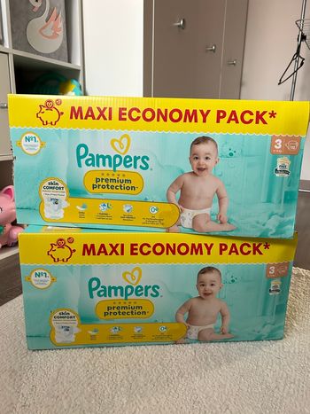 Couches Pampers 