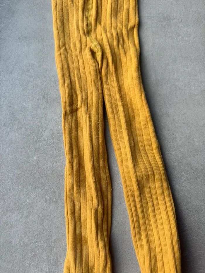 Lot de 3 collants, 1 gris lisse, 1 jaune moutarde et 1 rouge bordeaux côtelé - Taille 2 - photo numéro 10