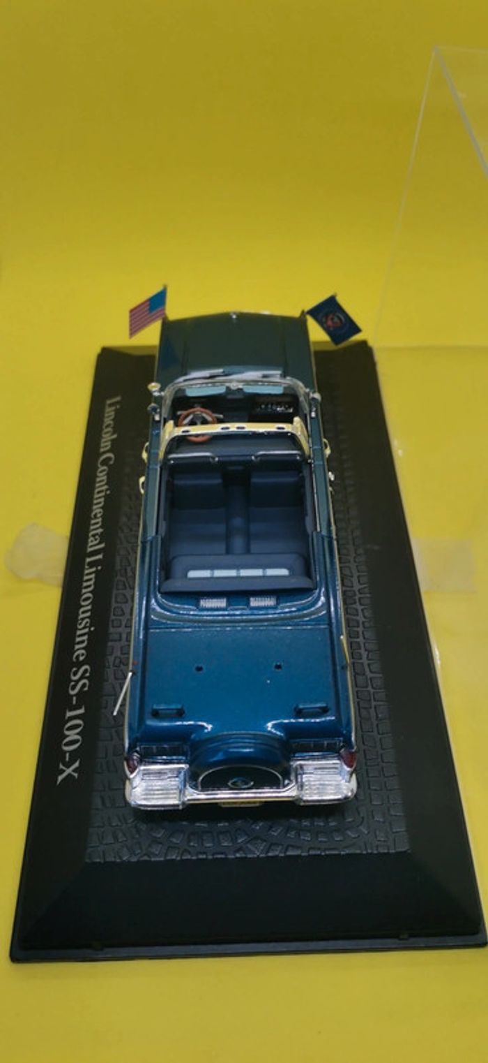Lincoln Continental Limousine SS-100-X - photo numéro 8