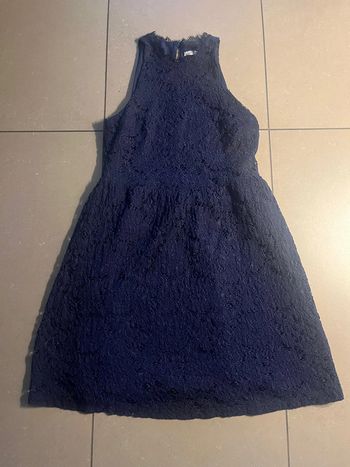 Robe dentelle marine camaïeu S comme neuve
