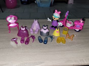 Lot Minnie Fashionistas 