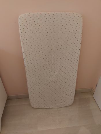 Lit bebe + table a langer