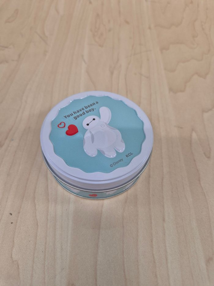 Mini boîte métal Disney Baymax