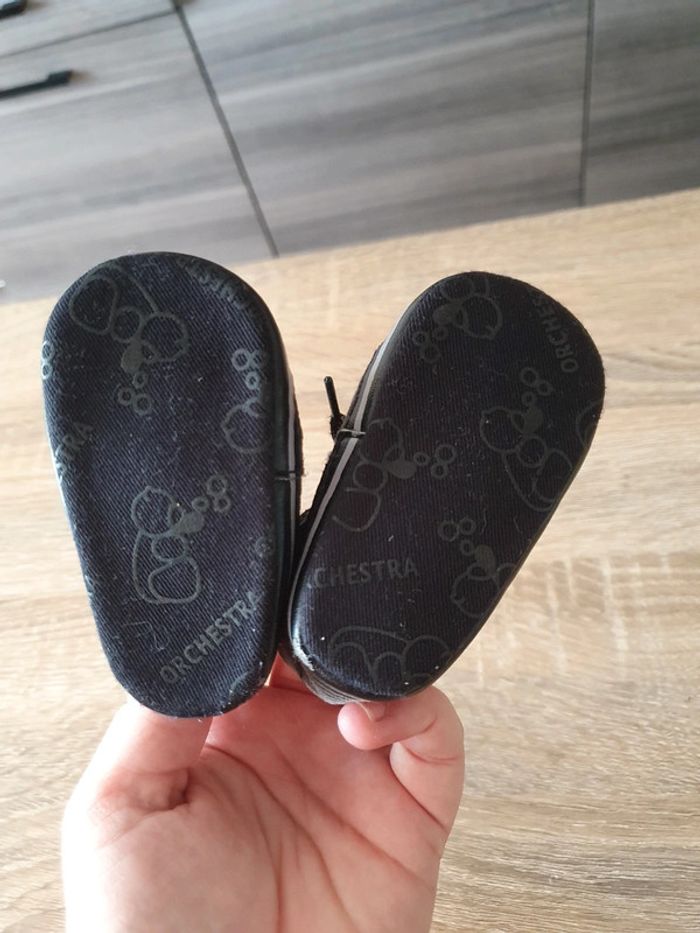 Chaussure souple bébé - taille 18 - photo numéro 2