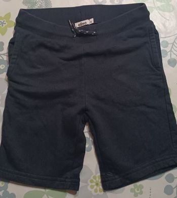 Short garçon en 6 ans