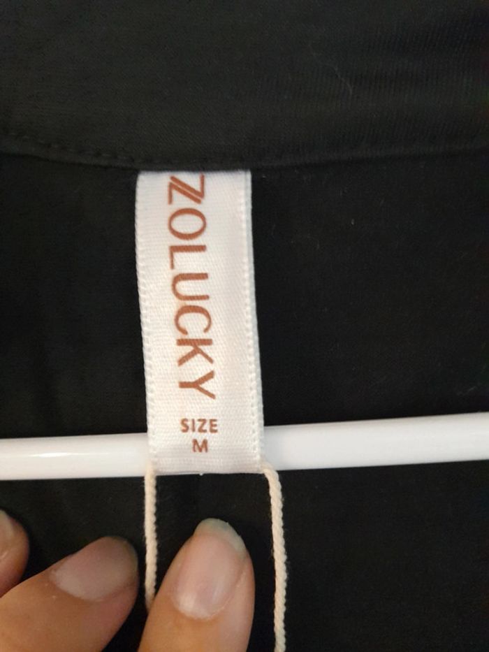 Robe noir neuve. Taille M - photo numéro 4