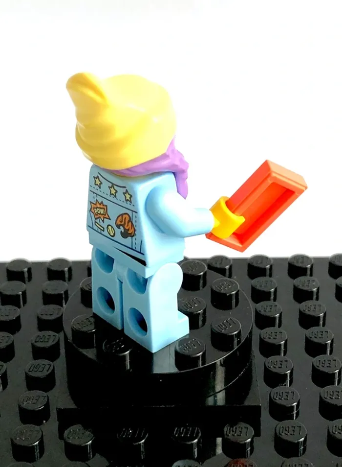 LEGO Hidden Side - Parker L. Jackson, denim jacket - photo numéro 5