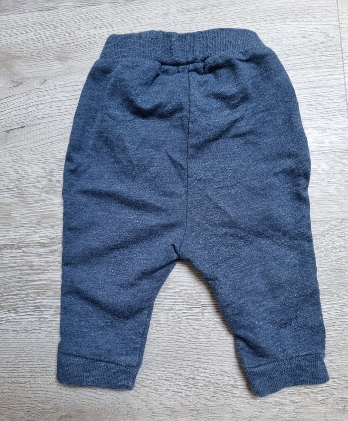 ​Pantalon bébé 6 mois bleu marine chiné motif lion Roarrr Tres Bonne  Etat - photo numéro 2