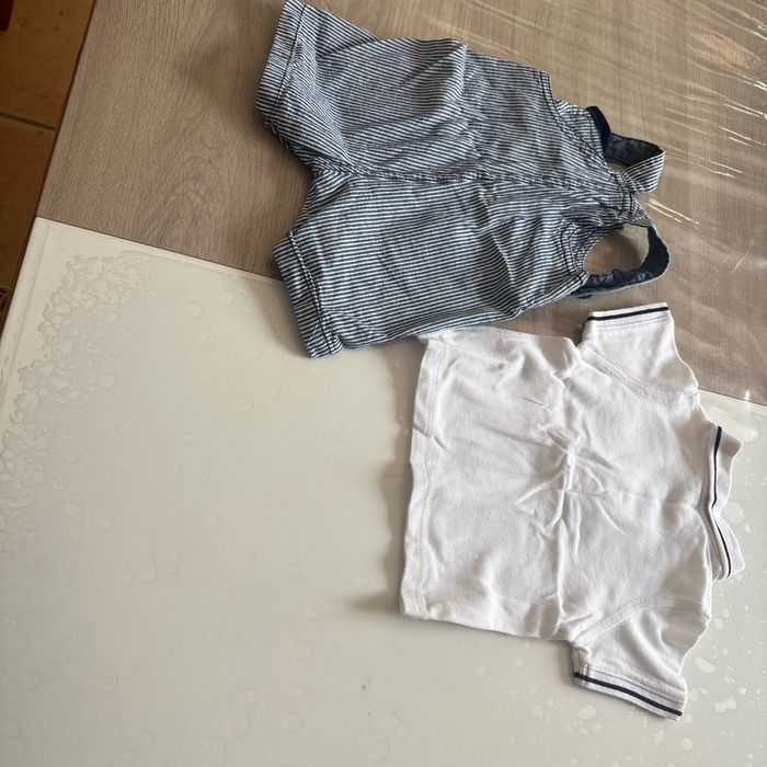 Ensemble (salopette et polo) taille 3 mois - photo numéro 2