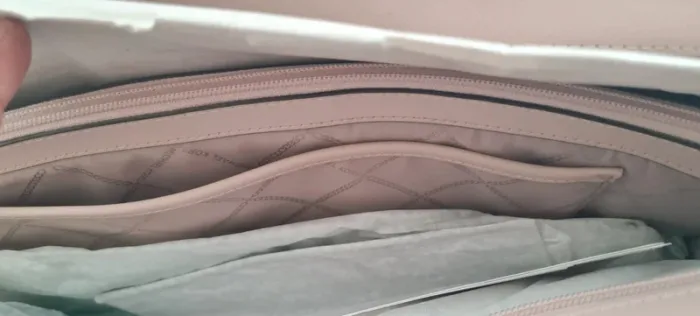 Très grand sac cabas Mickael Kors original neuf - photo numéro 11