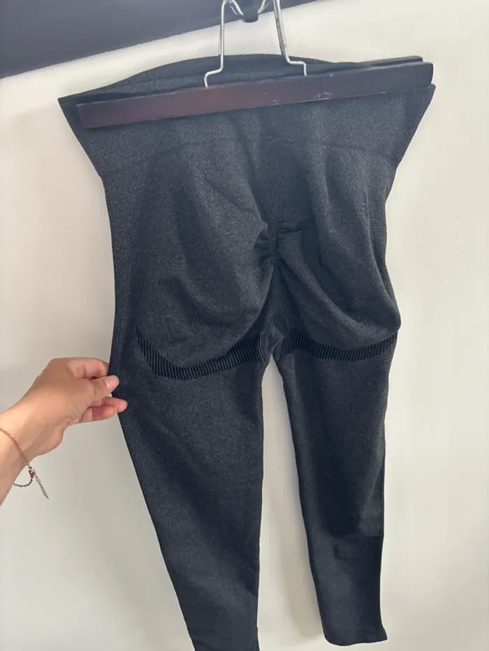 Leggings sport Australia s/m - photo numéro 3