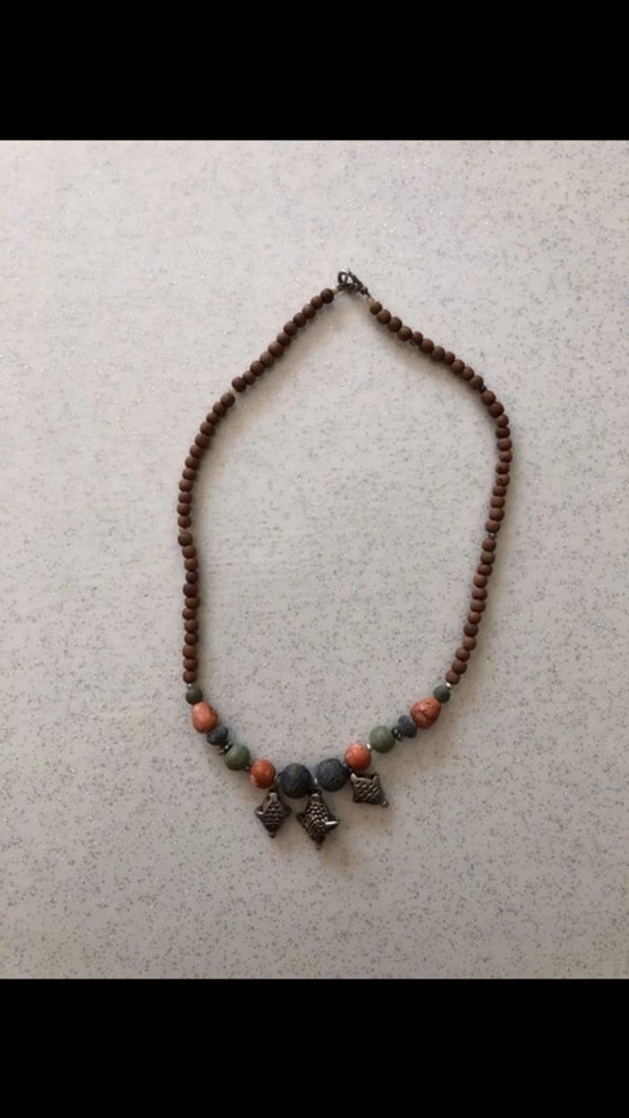 Collier fantaisie