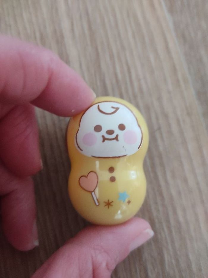 Mini figurines bt21 bts kpop