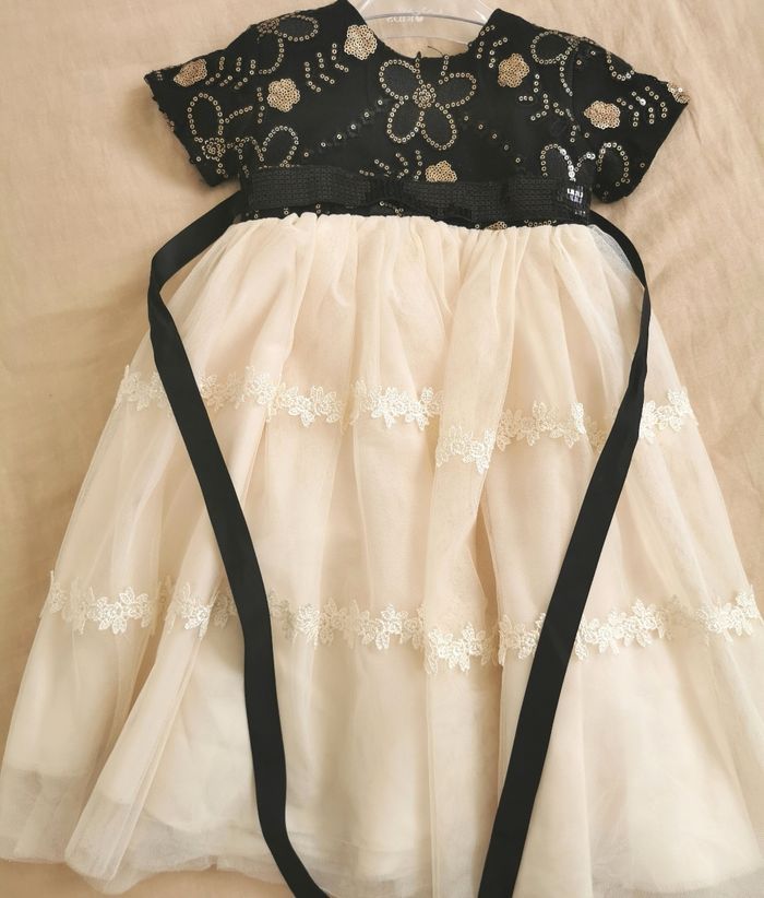 Robe fête - photo numéro 2