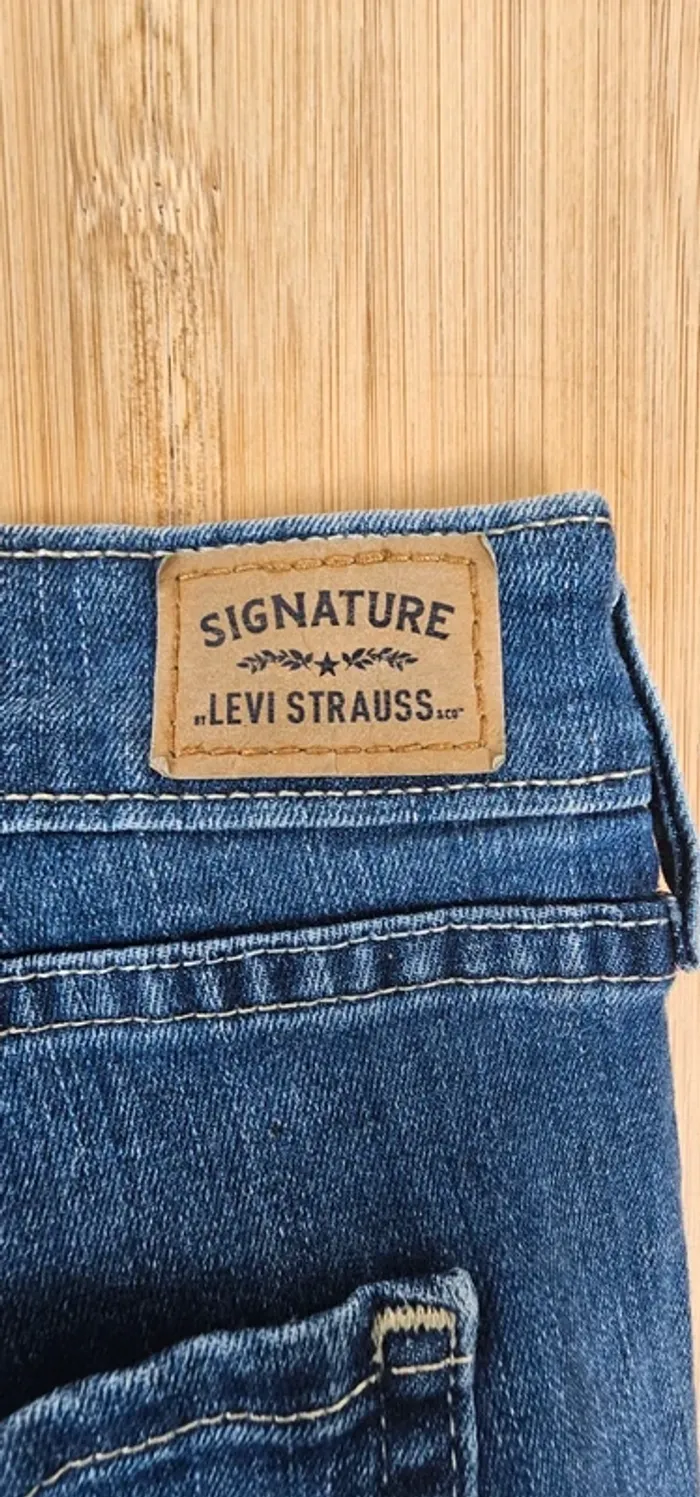 Levi's signature patte d'éléphant +patch bootcut T:44 W34 L32 - photo numéro 4