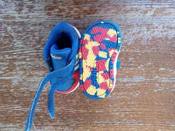 Baskets adidas bébé garçon pointure 18