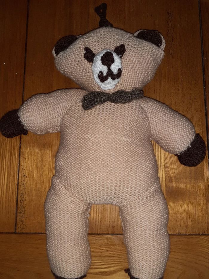 Ourson tricoté main