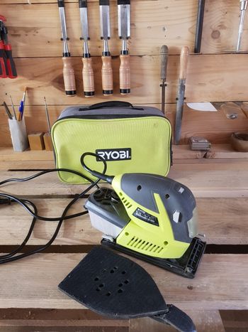 Ponceuse Multifonctions RYOBI 