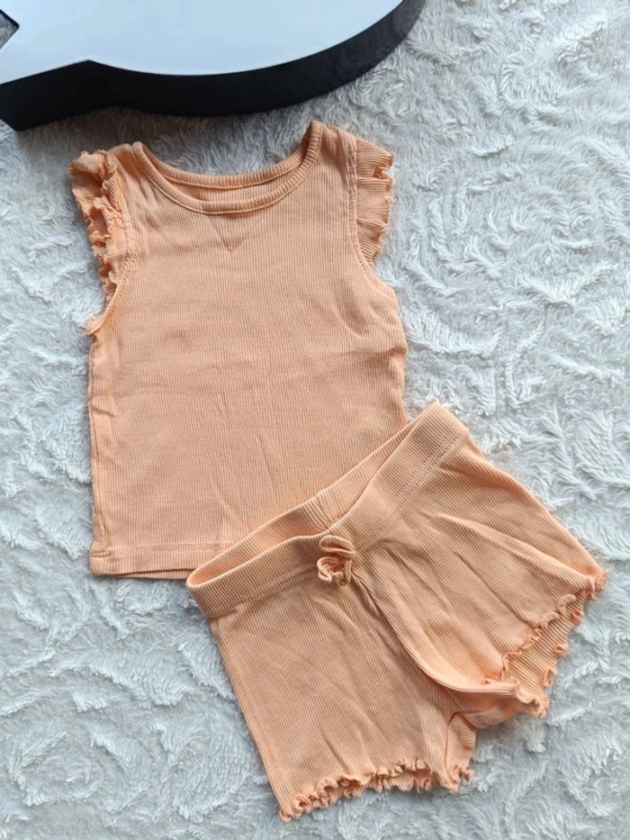 Ensemble été (débardeur+shirt assorti) Fille 3/6 mois Primark 100% coton - photo numéro 2