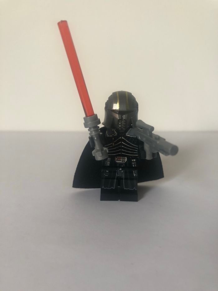 Figurine type lego Sith Starkiller Star Wars