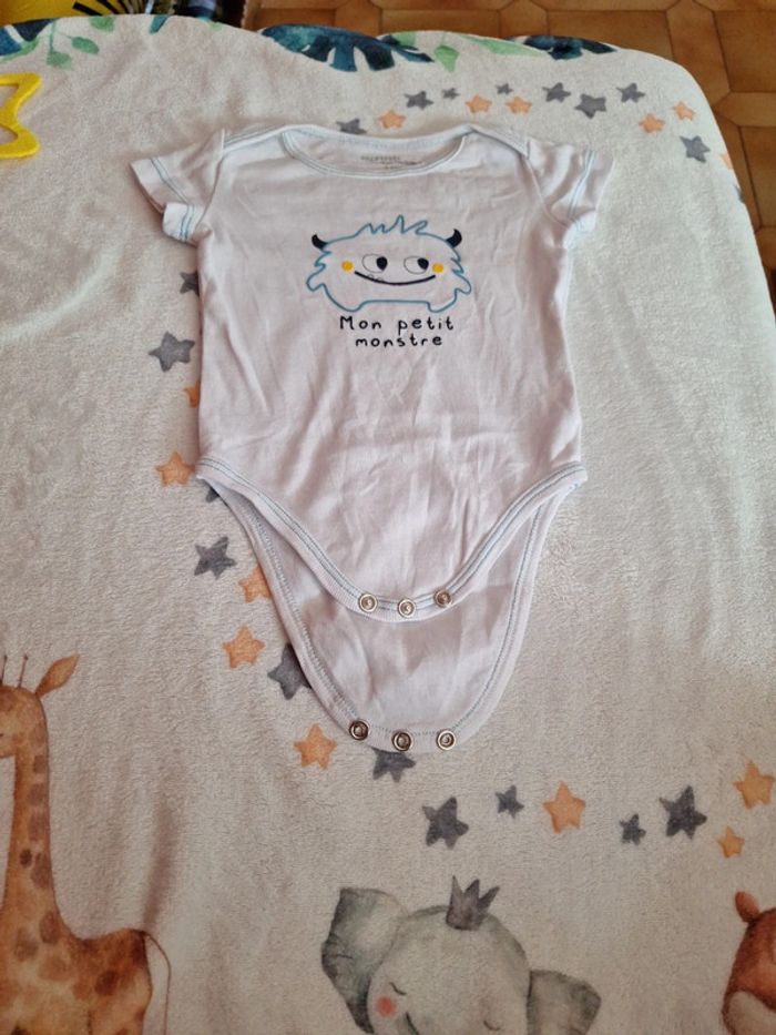 Body monstre 3 mois - photo numéro 2